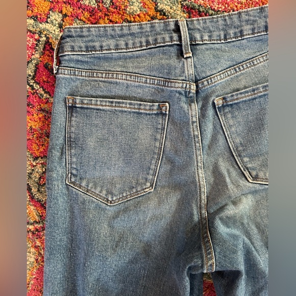 Old Navy | Women’s Medium Blue Denim Wide Leg Extra High Rise Jeans, size 10 - Picture 3 of 16